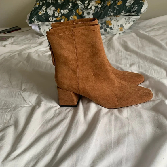 Lulus Brown Booties - Picture 2 of 6